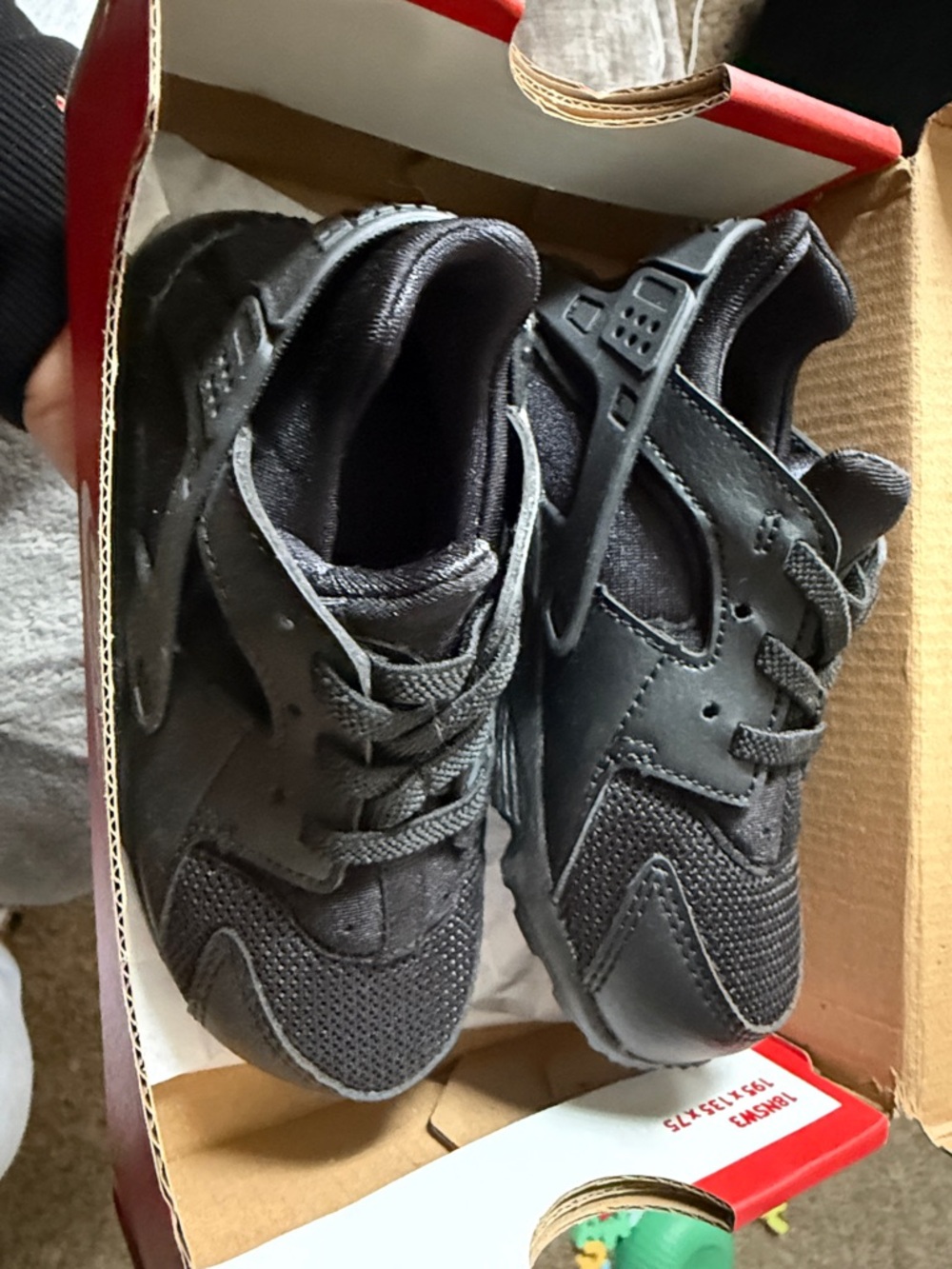 Nike Men's All-Black Athletic Sneakers